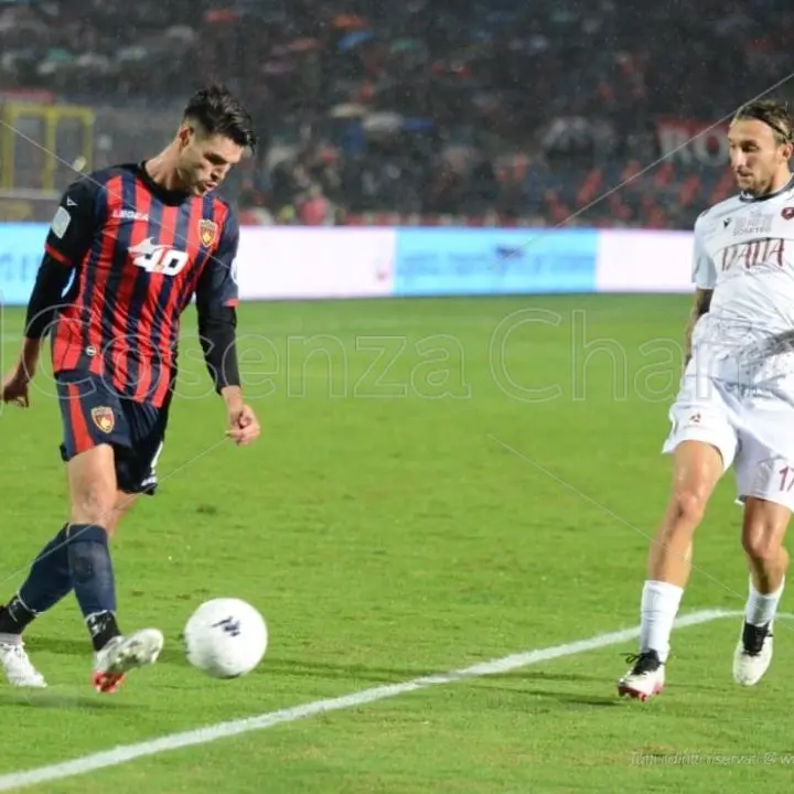 Cosenza-Reggina 0-1: le pagelle: Venturi, errore decisivo. Bene Caso