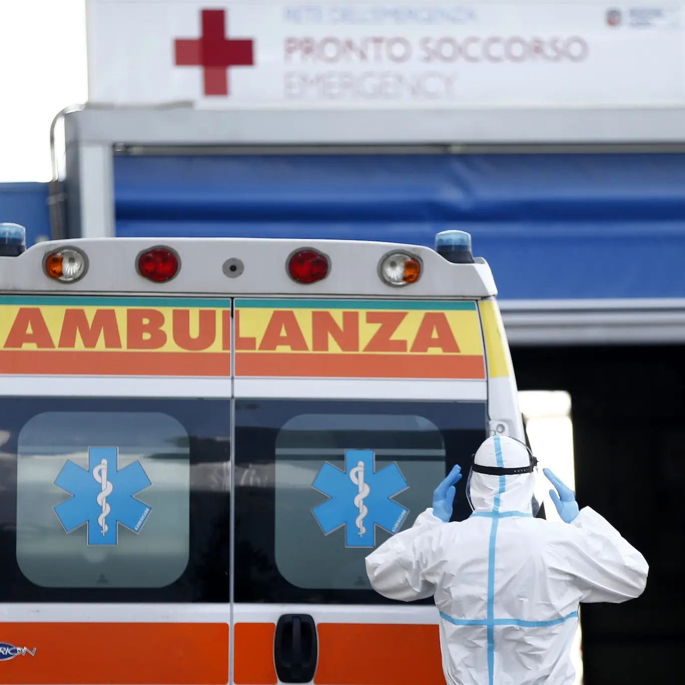 Corigliano Rossano, ambulanza in ritardo: 35enne in pericolo di vita