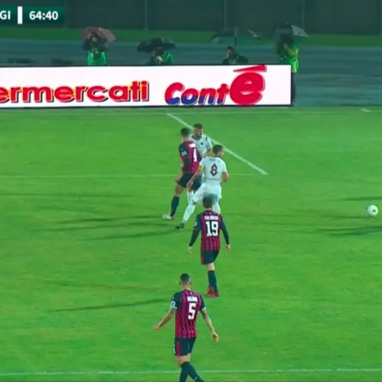 Cosenza-Reggina, manca un rosso agli amaranto. Di Martino grazia Liotti