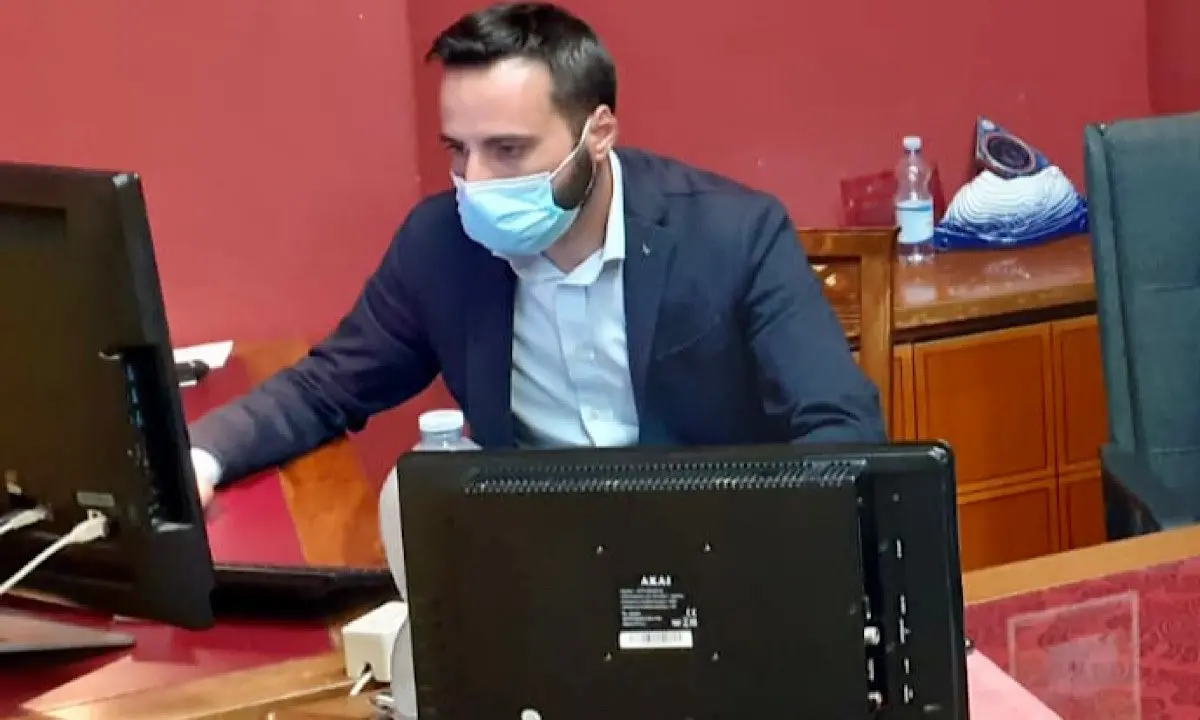 Comune di Cetraro, si dimette l'assessore Carmine Quercia