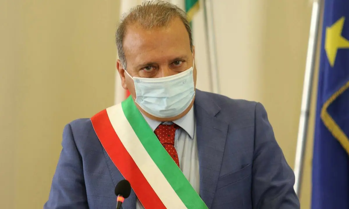 Covid, 140 casi a Castrovillari. Il Comune rischia la zona arancione