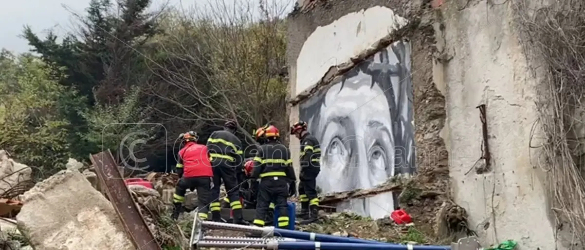 Cavallerizzo, tra le macerie tornano i soccorsi: è l'esercitazione nazionale dei Vigili del fuoco