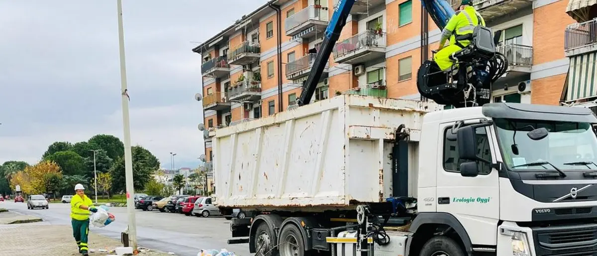 Cosenza, completati gli interventi di bonifica e pulizia nell'ultimo lotto di via Popilia