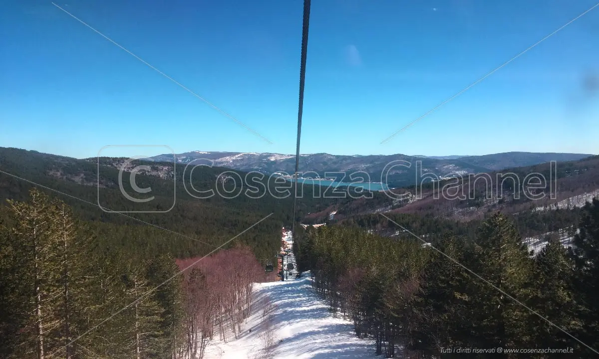 La pioggia e le temperature in aumento mettono in crisi le piste di Lorica