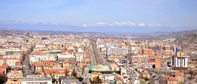 Cosenza, nuovo albergo-residence a Via Popilia. Sarà 5 stelle superior e trainerà la rigenerazione di Vaglio Lise