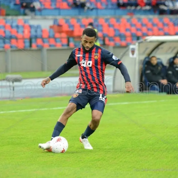 Cosenza, Anderson ai saluti. C'è lo Zwolle per l'olandese