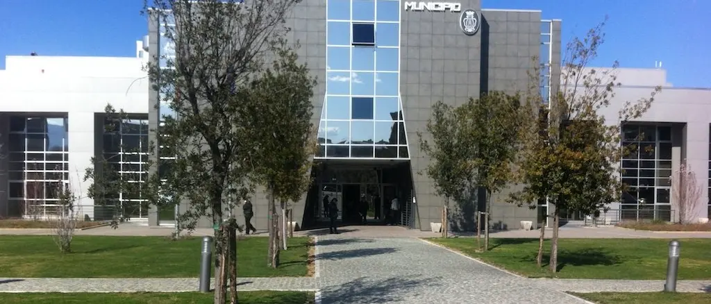 Rende, «massima solidarietà allo studente del Paraguay»