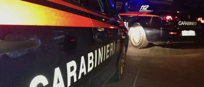Sorpresi a rubare pesche, due arresti a Roggiano Gravina
