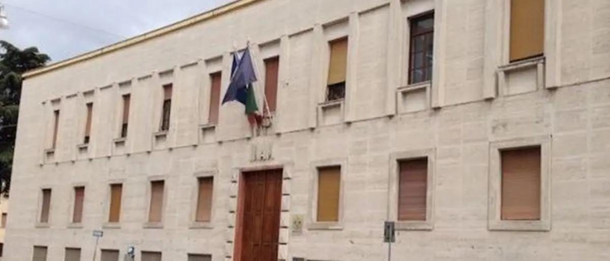 Asp di Cosenza, come una fattura da 77mila euro diventa per magia da 77 milioni