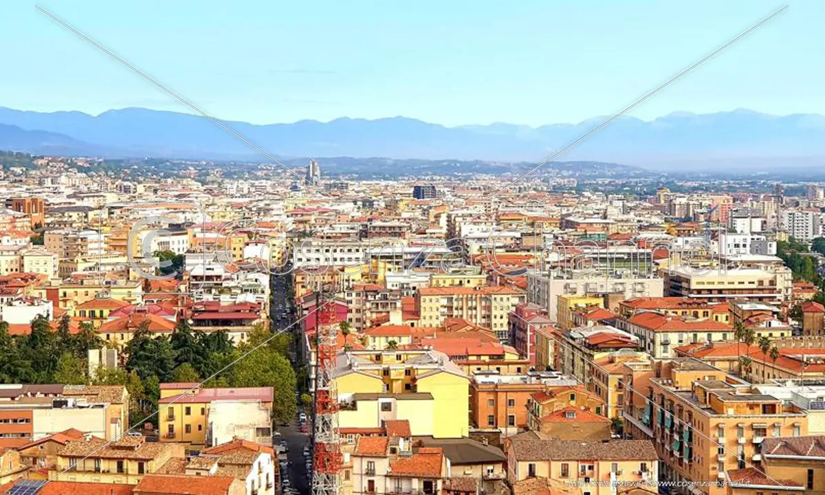 Città unica, la svolta del Laboratorio Civico: «Diciamo sì ad una condizione»