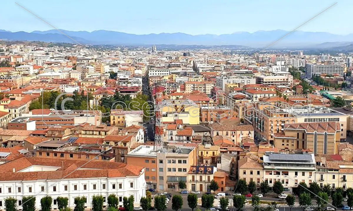 Cosenza città “green”: piste ciclabili, alberi ed energie rinnovabili tra i punti forti rilevati da Legambiente