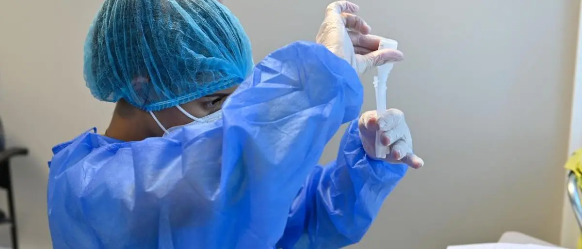 Vaccini Covid-19: indagini su presunte falsificazioni di lotti scaduti. La procura di Castrovillari apre un fascicolo