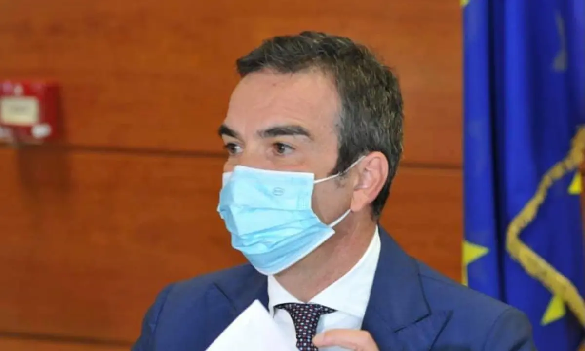 Roberto Occhiuto: «Lockdown selettivi per i no vax? Non si possono fare»