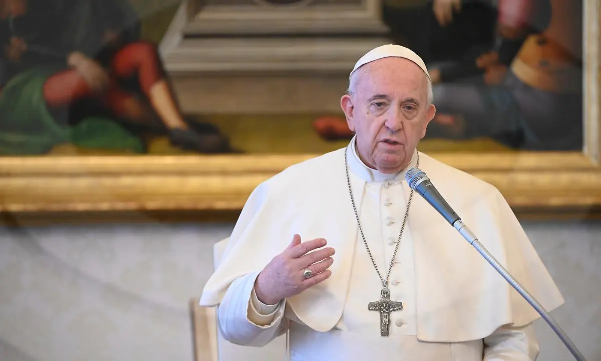 Immacolata, il Papa all'alba chiede alla Madonna \"Il miracolo della cura\"