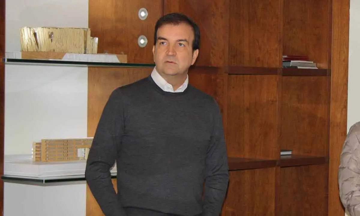 Occhiuto: «Cosenza città green grazie a noi. Ora si smantellano piazze»