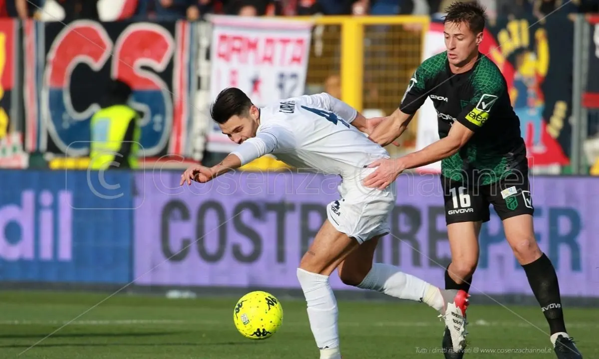 Pordenone-Cosenza 1-1: per i Lupi è un brodino freddo