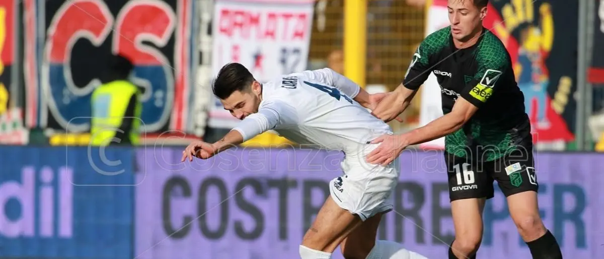 Pordenone-Cosenza 1-1: per i Lupi è un brodino freddo