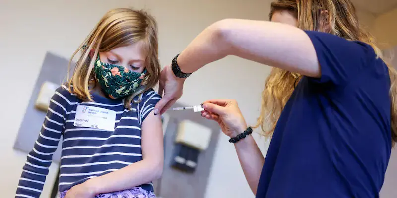 Vaccini nelle scuole, ecco il calendario delle somministrazioni ngli istituti nella provincia di Cosenza
