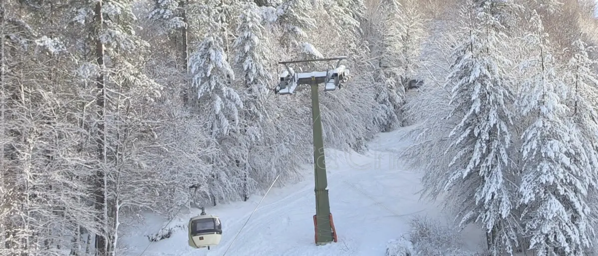 Camigliatello Silano, il 31 dicembre 2022 riaprono gli impianti di risalita: il prezzo dei biglietti