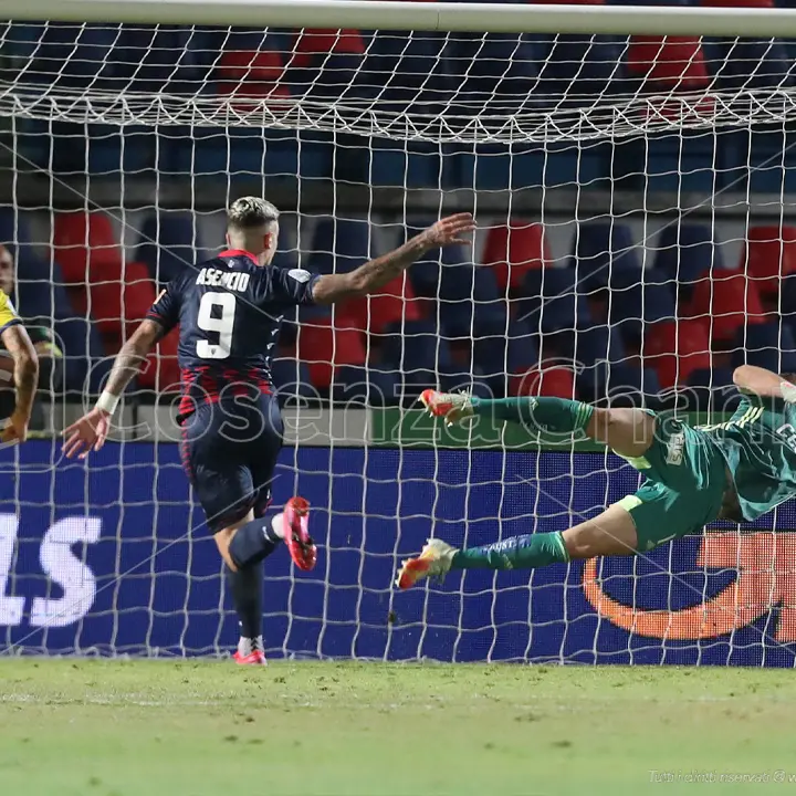 Cosenza-Pisa è la partita di Occhiuzzi. Quando Asencio segnò sul gong