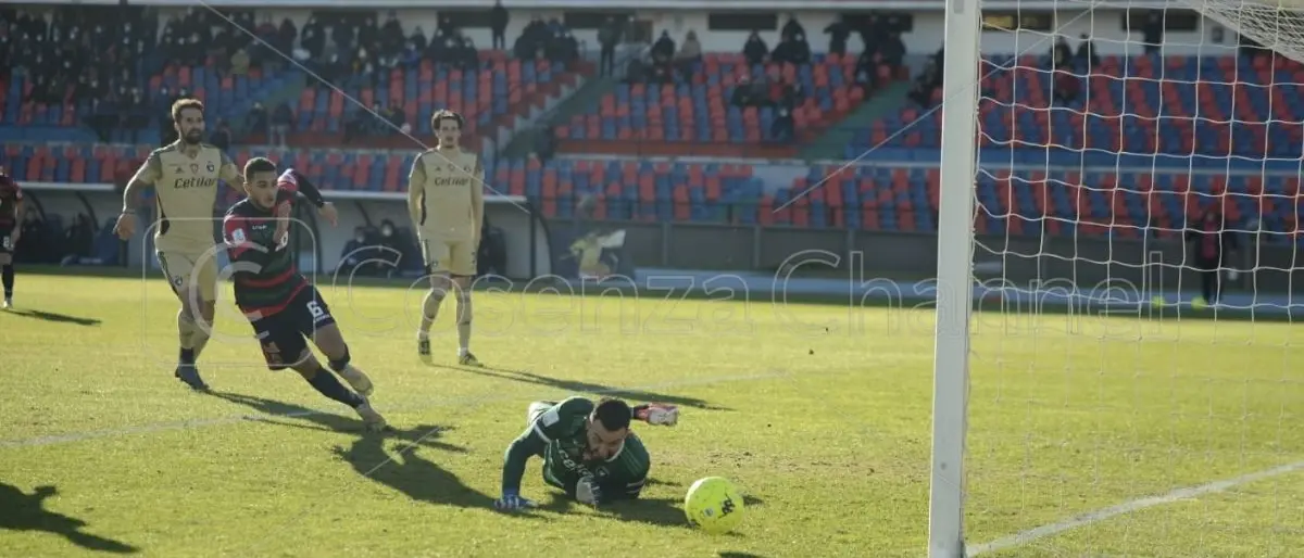 Cosenza-Pisa 0-2: il \"San Vito-Marulla\" è ormai terra di conquista