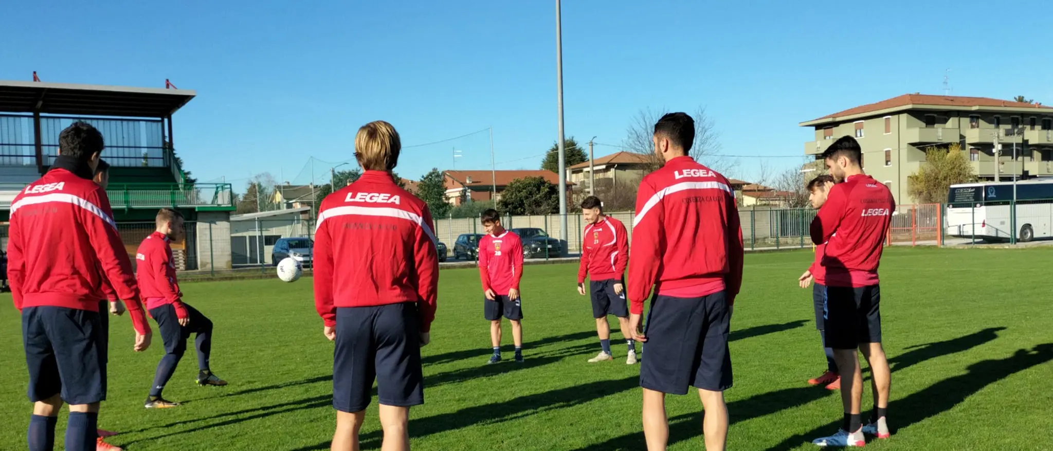 Cosenza, un centrocampista rientra in gruppo dall'infermeria