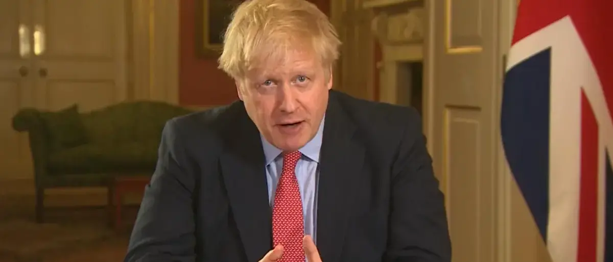 Variante Omicron, Johnson riunisce il governo britannico: ipotesi lockdown