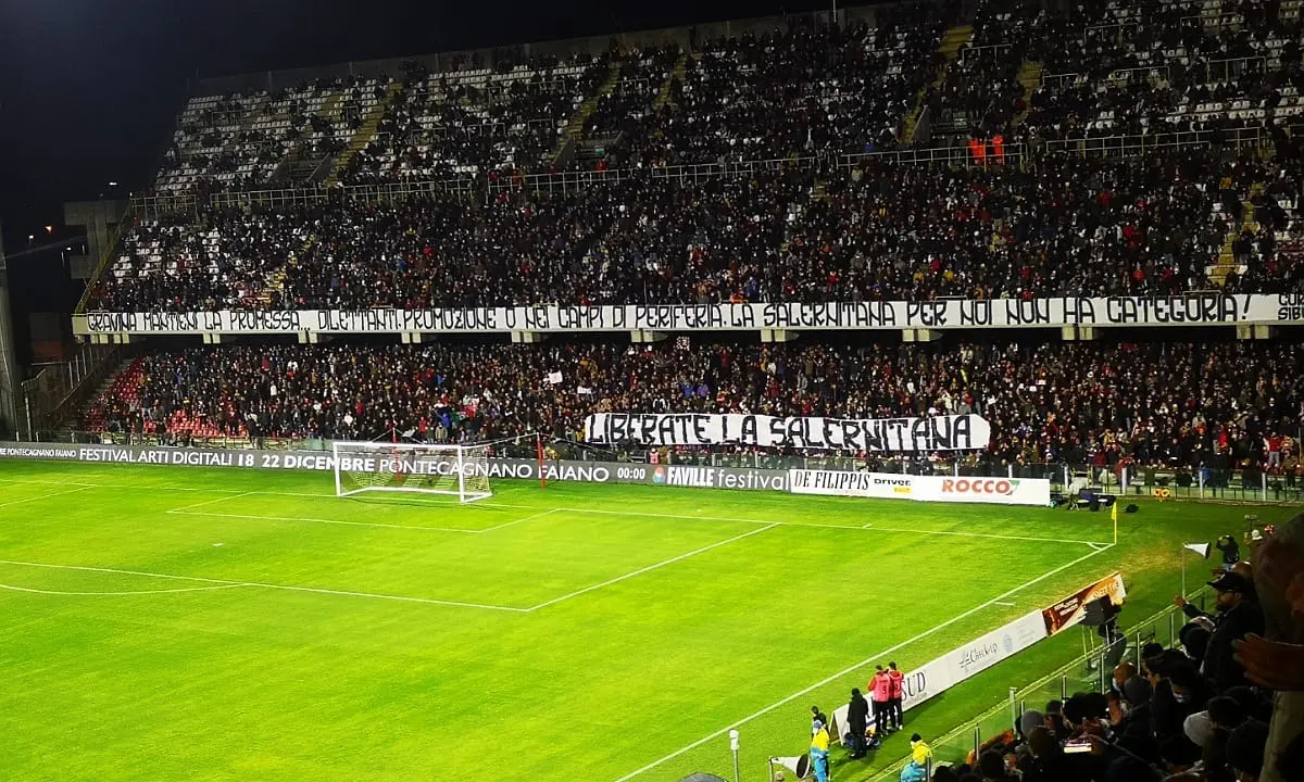 Salernitana al capolinea? Ecco cosa potrebbe succedere al Cosenza