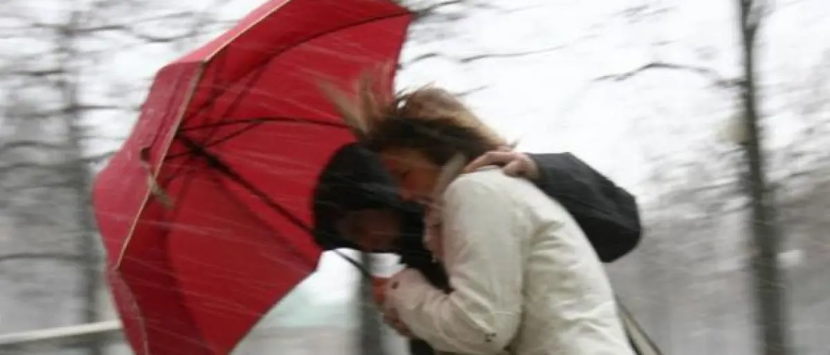 Meteo in Calabria, inizia un'altra settimana di pioggia e forti venti