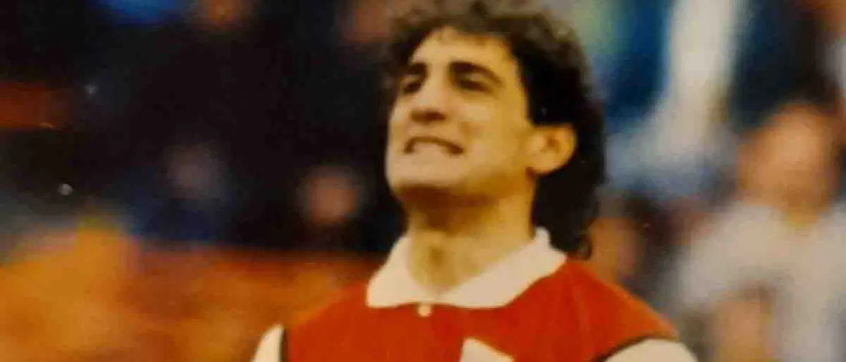 Mirabelli, da Via Popilia con orgoglio. Storia del cosentino che segnò a Wembley