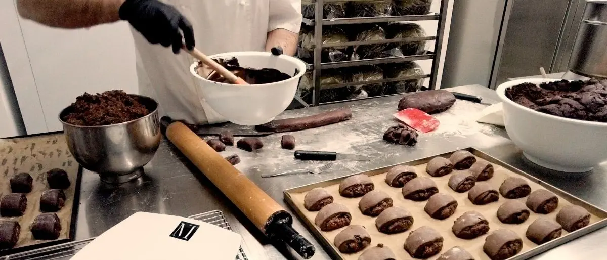 La pasticceria natalizia sullo Jonio: tra tradizione e innovazione