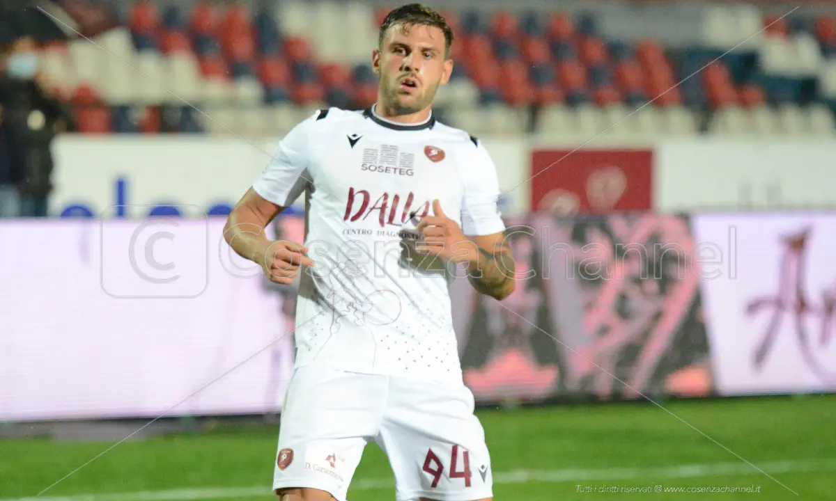Liotti, il Cosenza attende la Reggina. Taibi: «Vi spiego la situazione»