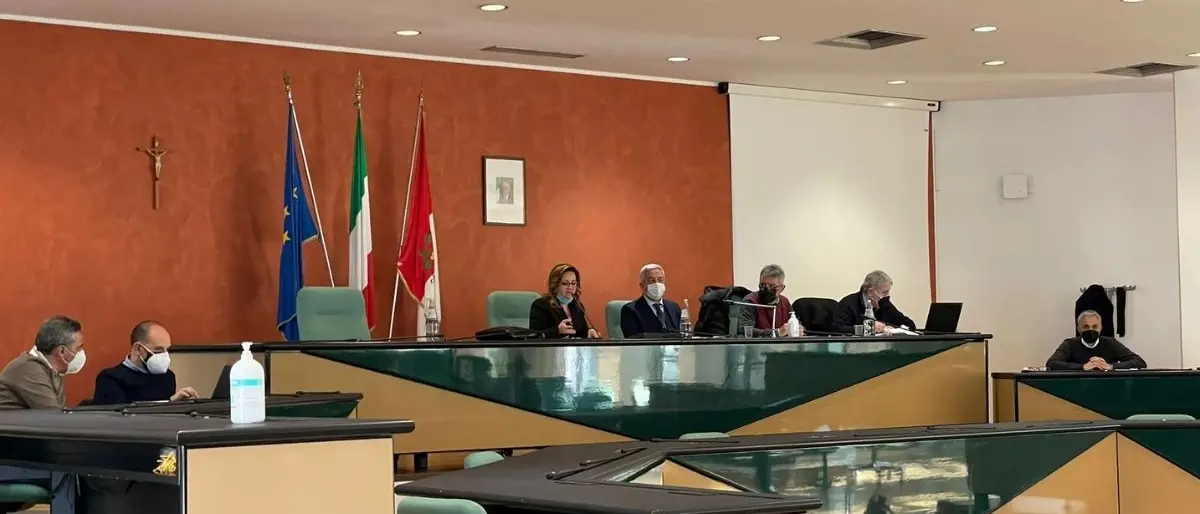 Ato Cosenza scrive a Occhiuto: «Servono nuovi siti per smaltire i rifiuti»