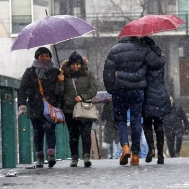 Meteo in Calabria, pioggia in tutta la regione. Nel week-end arriva anche il freddo