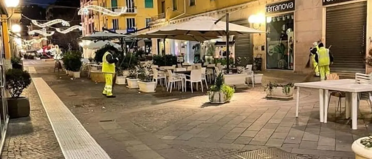 Caruso, De Cicco e Sconosciuto: «Cosenza pulita a Capodanno grazie alle cooperative e ad \"Ecologia Oggi\"»