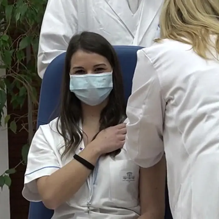 Covid, vax day per gli under 18 dalla prossima settimana a Cosenza