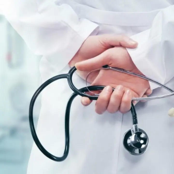 Sanità, oltre il 27% dei medici di base calabresi supera i 1500 assistiti