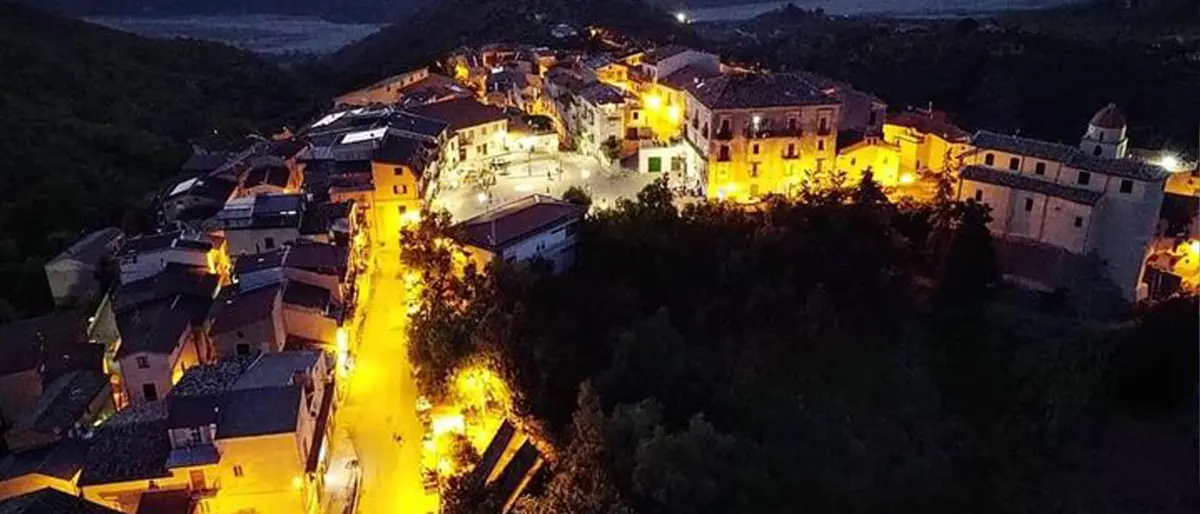 Passione Vivente a Caloveto, cambia la viabilità: chiusure e divieti per l’evento del 5 aprile\n