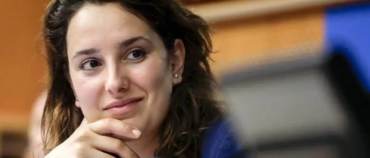 Laura Ferrara: «Calabria in ritardo nell'aggiornamento del piano rifiuti»