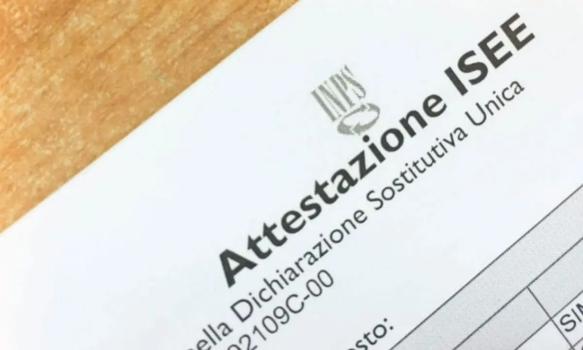 Poste Italiane, online i dati 2020 per la richiesta dell'Isee: ecco la procedura