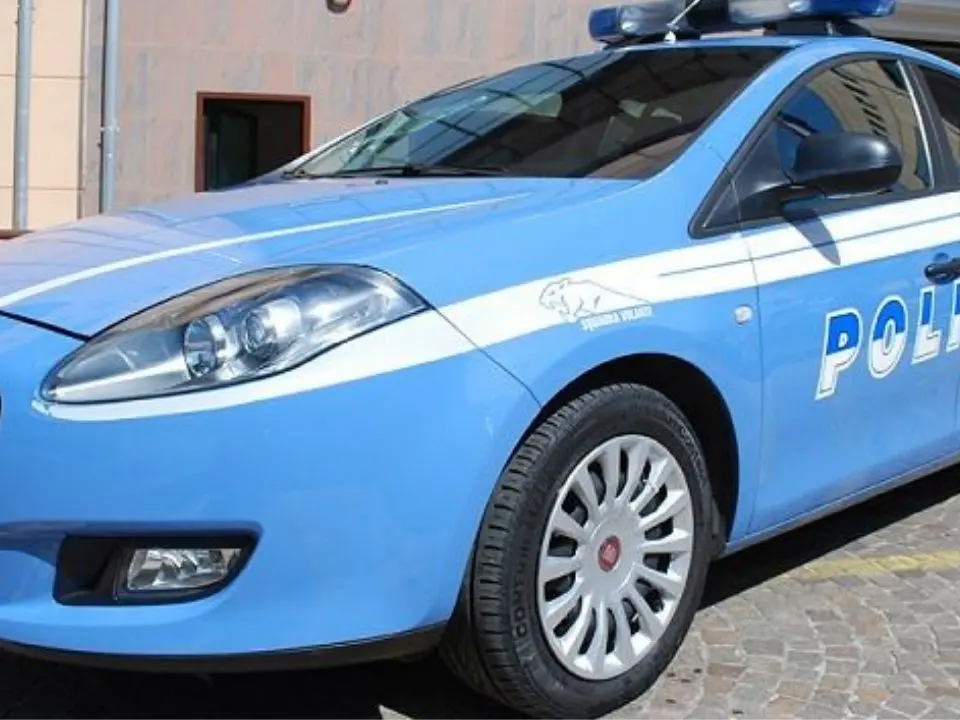 Vibo, spari in viale Affaccio: ferito un 60enne. Il figlio lo accompagna in ospedale e poi viene pestato sulla strada di casa