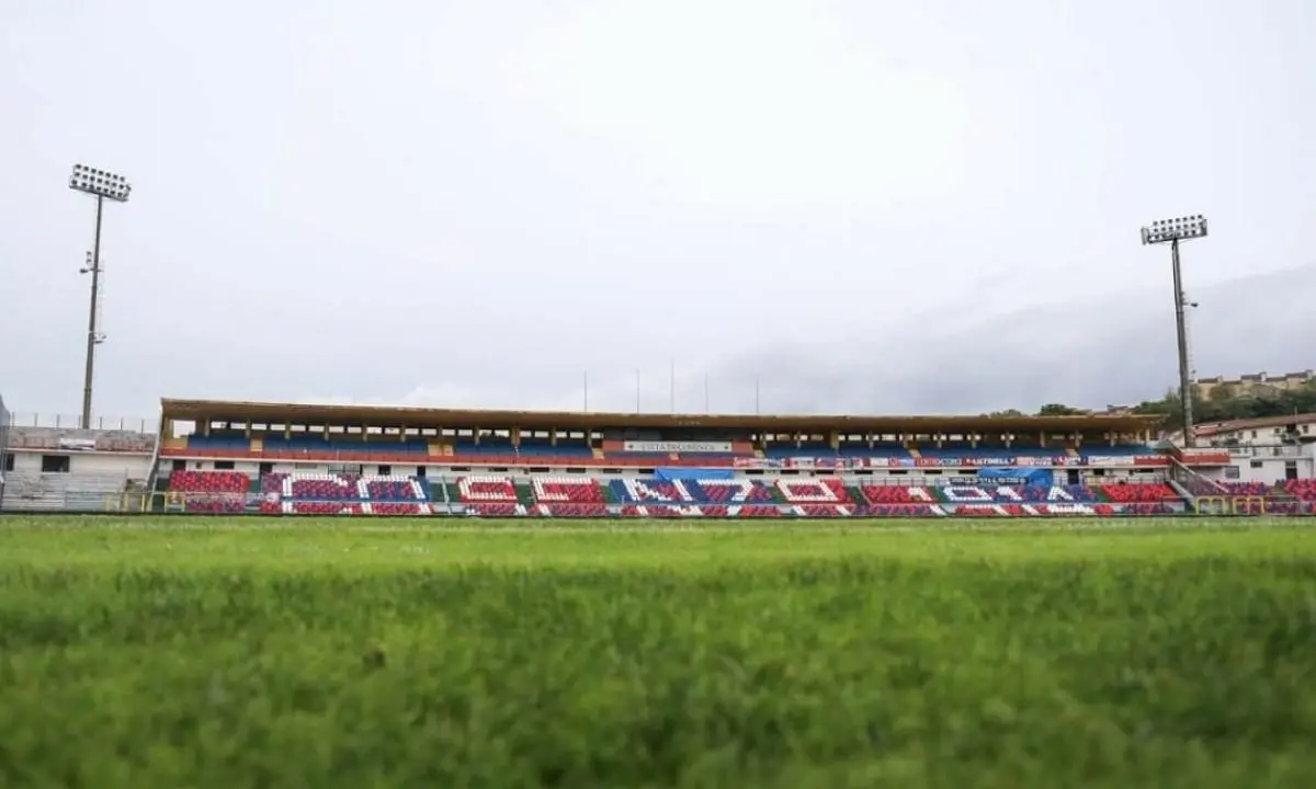 Cosenza-Cittadella, è ufficiale: sarà aperta anche la Tribuna B