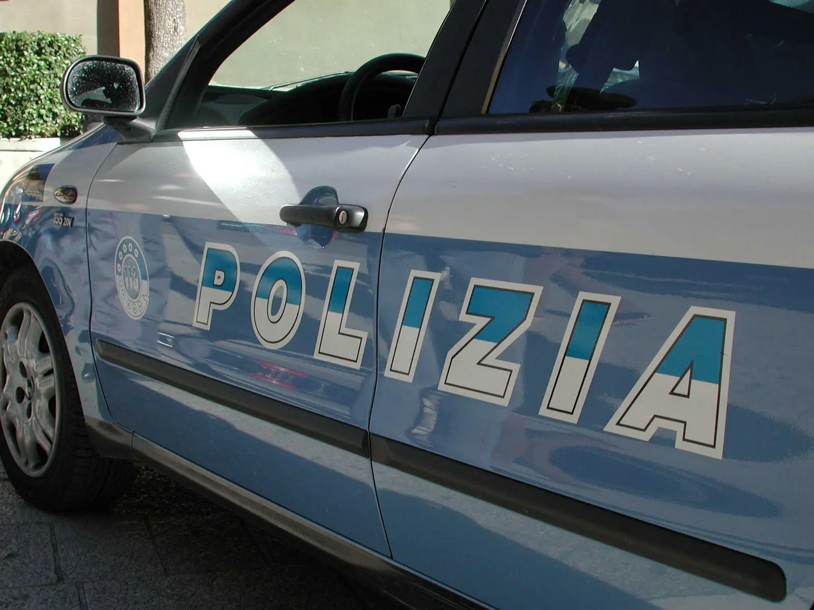 Cosenza, estorsione ai danni di un professionista: tre arresti