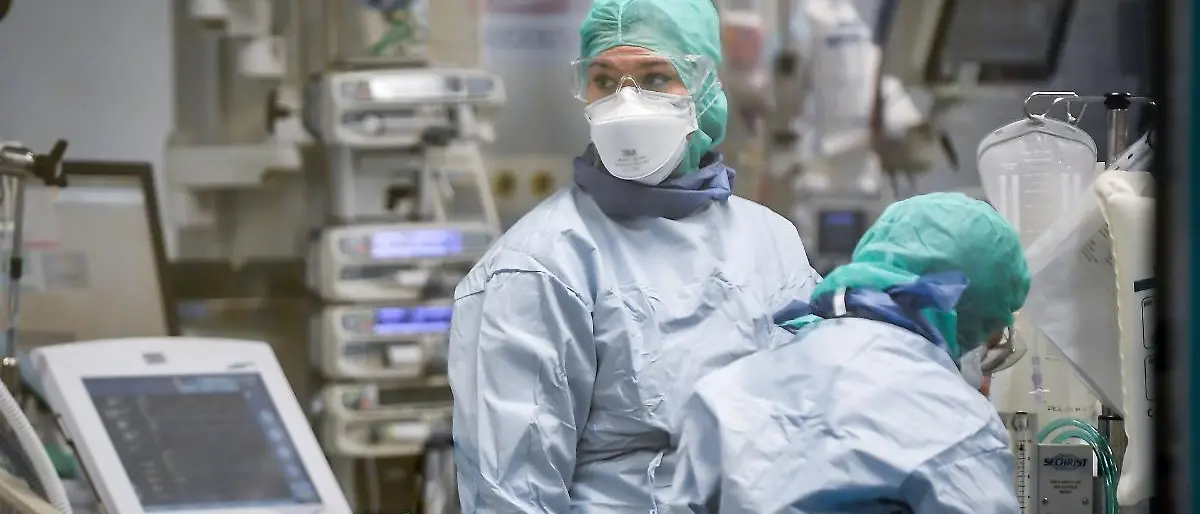 Covid Italia, risalgono i contagi: sono 228.179 con 434 morti