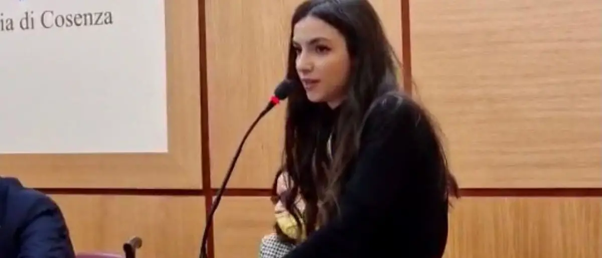 Rosi Caligiuri, la ventenne che sogna di guidare il Pd di Cosenza