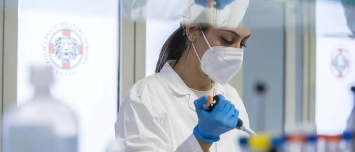 Covid Italia, nella quarta ondata è record di vittime: 468