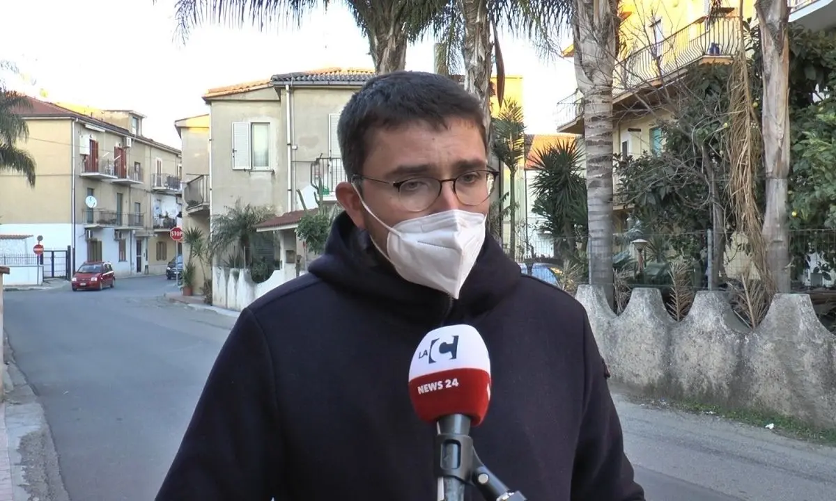 Corigliano Rossano, strada di Torre Lunga messa in sicurezza. In Azione: «Intervento irregolare»