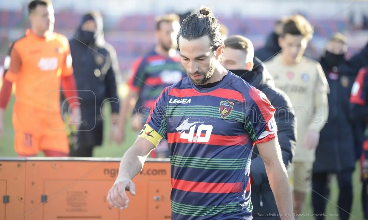 Cosenza, Corsi torna in campo? Vicino l'accordo con la Morrone per l'ex capitano