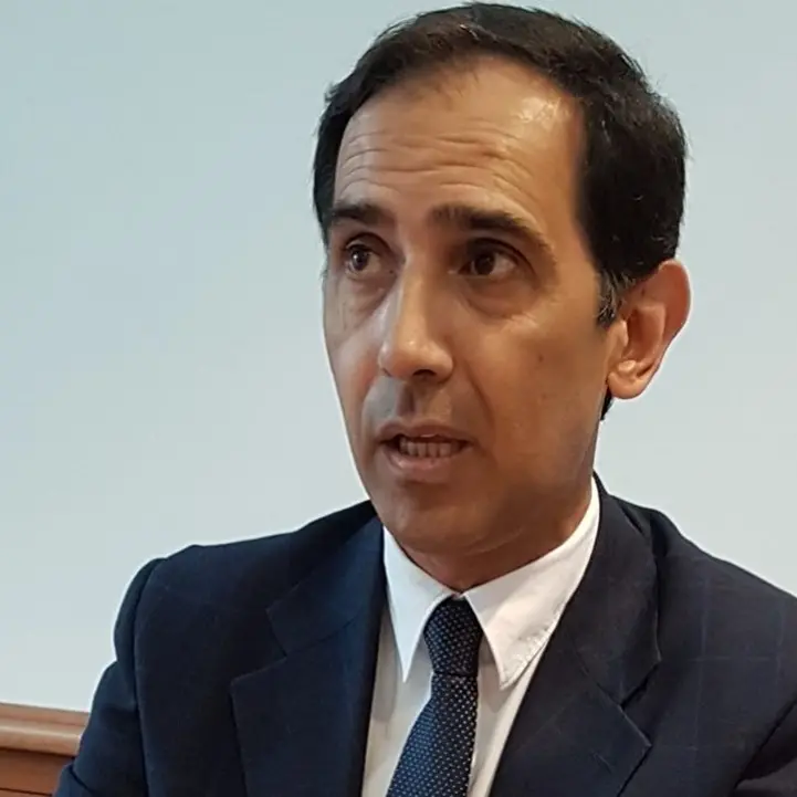 Liceo di Castrolibero, anche il sindaco Greco in piazza con gli studenti