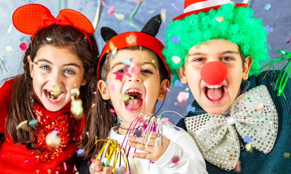 Trebisacce, un premio alla mascherina più bella del Carnevale